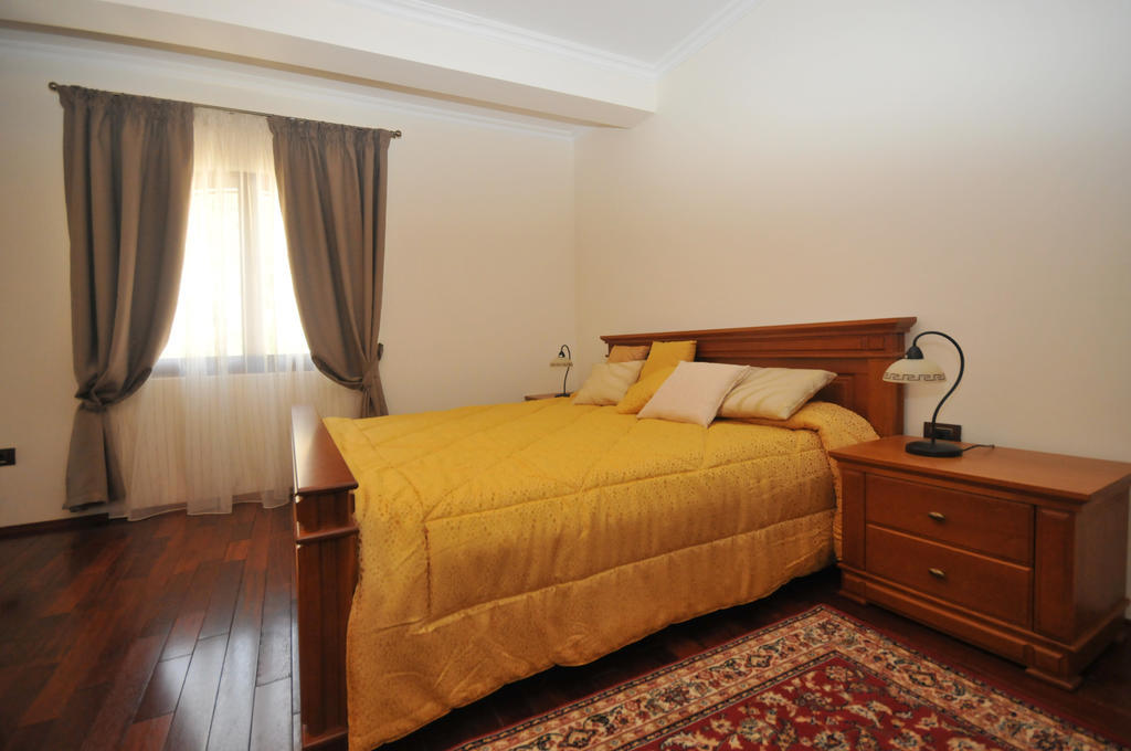 St.George Apartments Petrovac Exterior foto